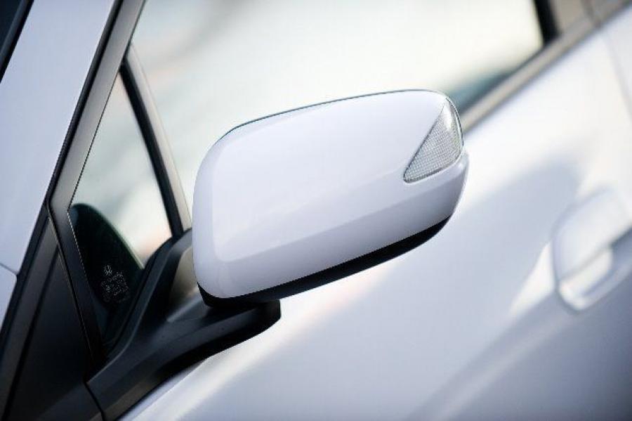  Honda Insight 2009 года  (фото 95 из 172)